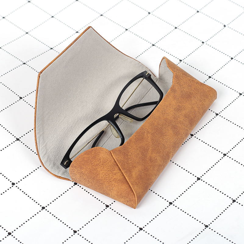 Sheepskin print glasses case